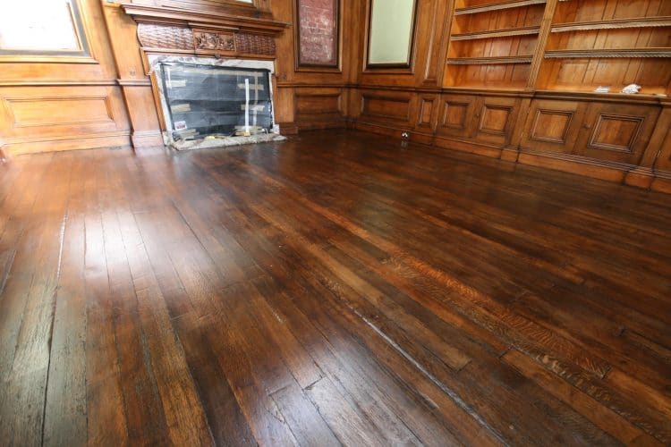 Oak floor - restored floor