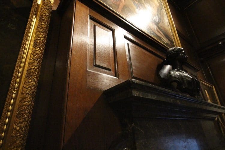 Wood panelling restoration header image