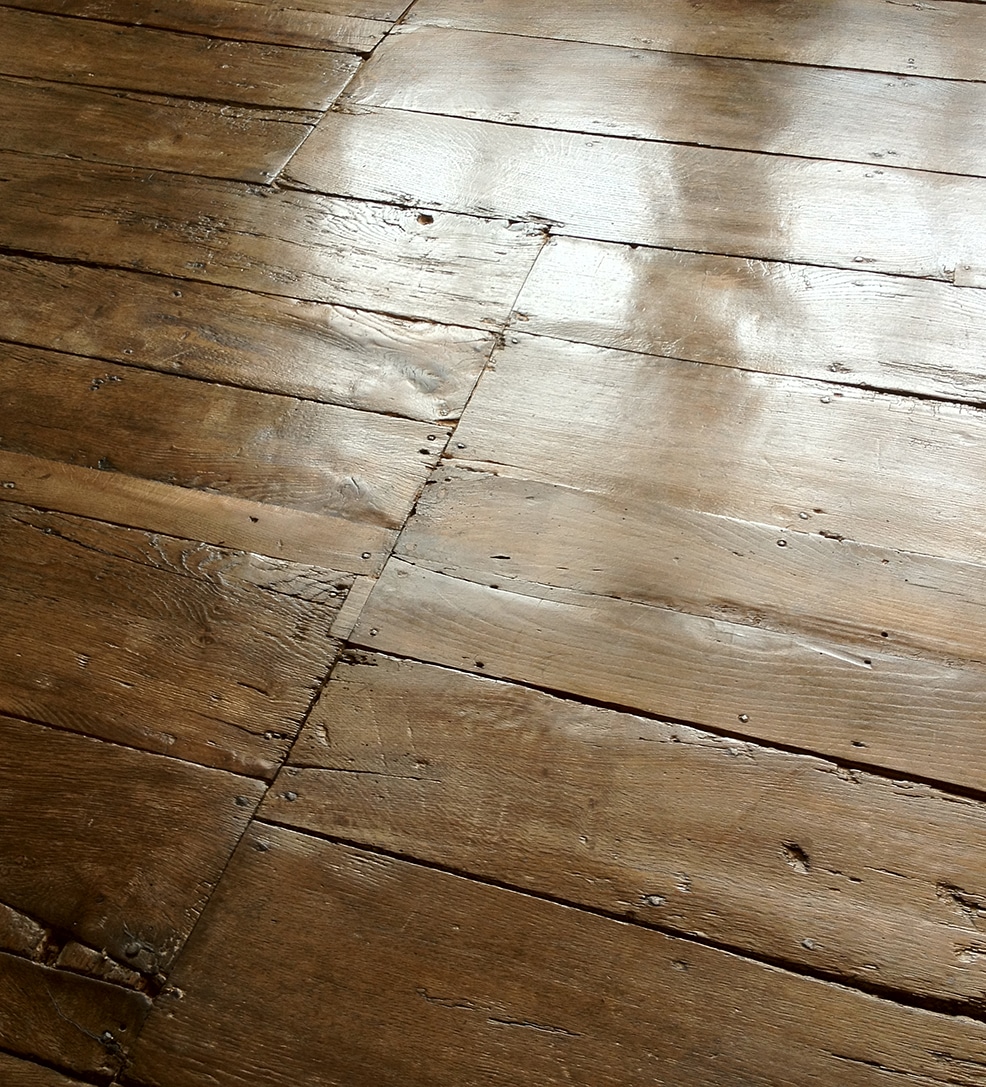 Oak Wooden Flooring Restoration Using